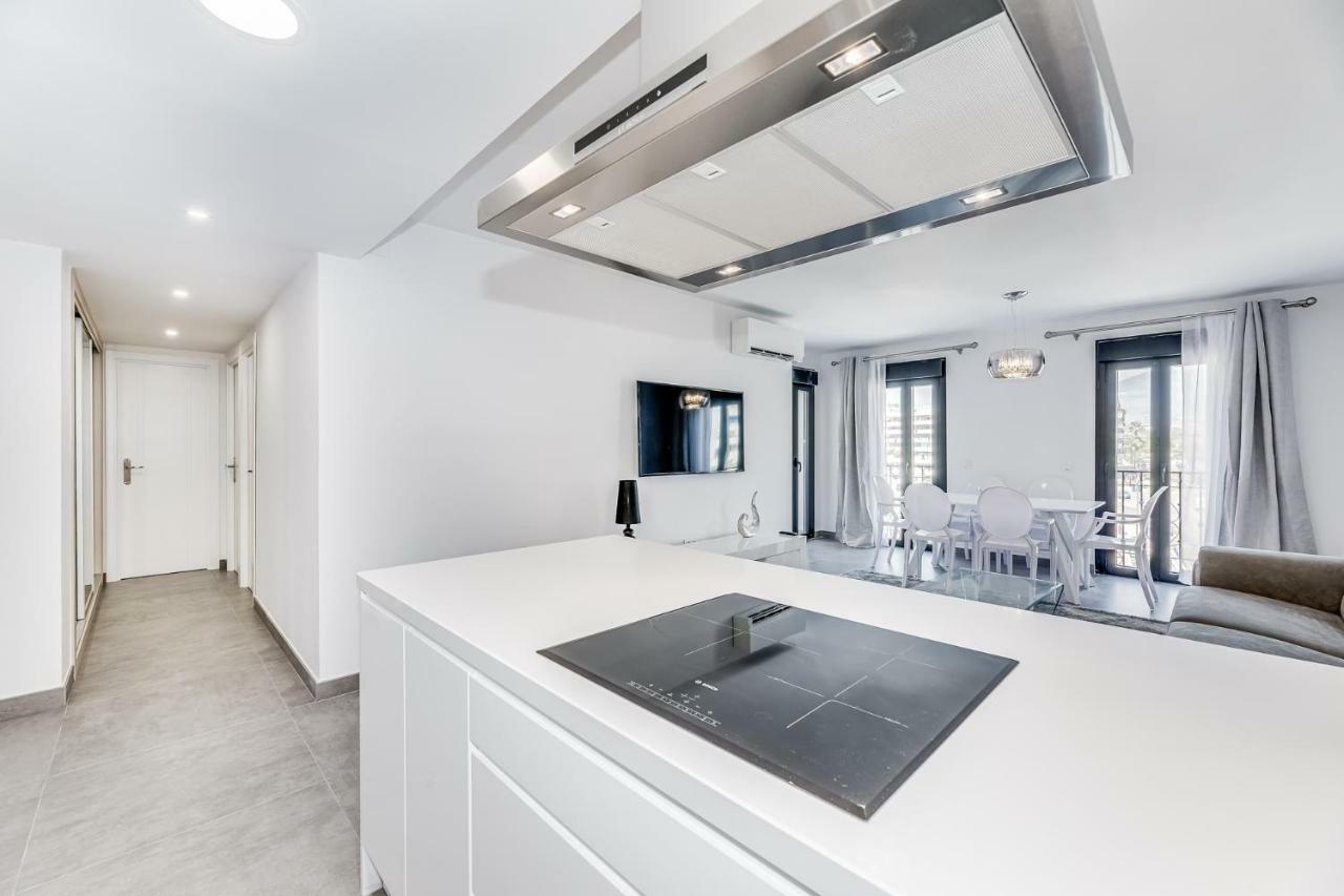 By Riva - Luxurious, Exclusive 2 Bedroom Apt Inside Puerto Banus 마르베야 외부 사진
